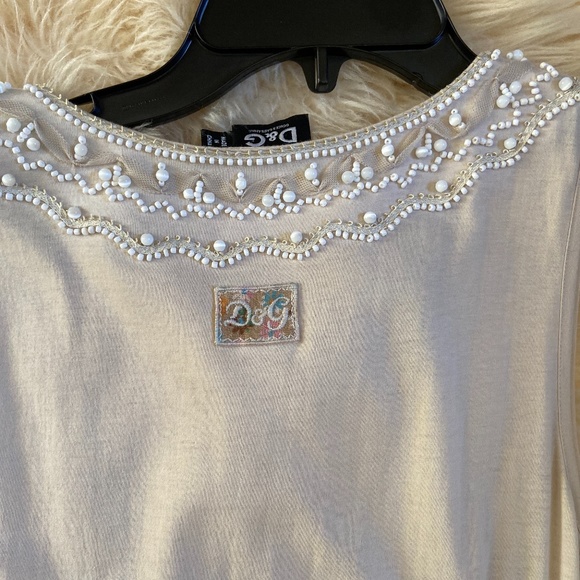 D&G Top - Picture 5 of 5